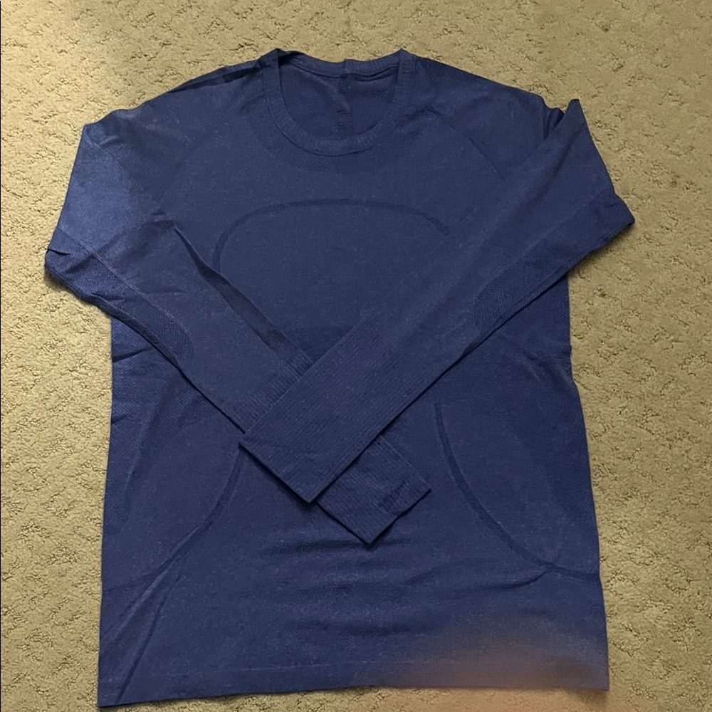 Women’s  Blue Long Sleeve Shirt lululemon workout top